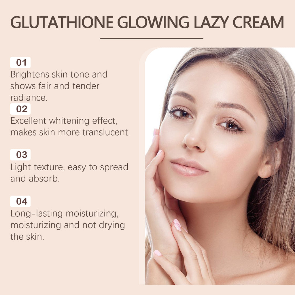 Natural core cream, fade fine lines - Close-up detail shot